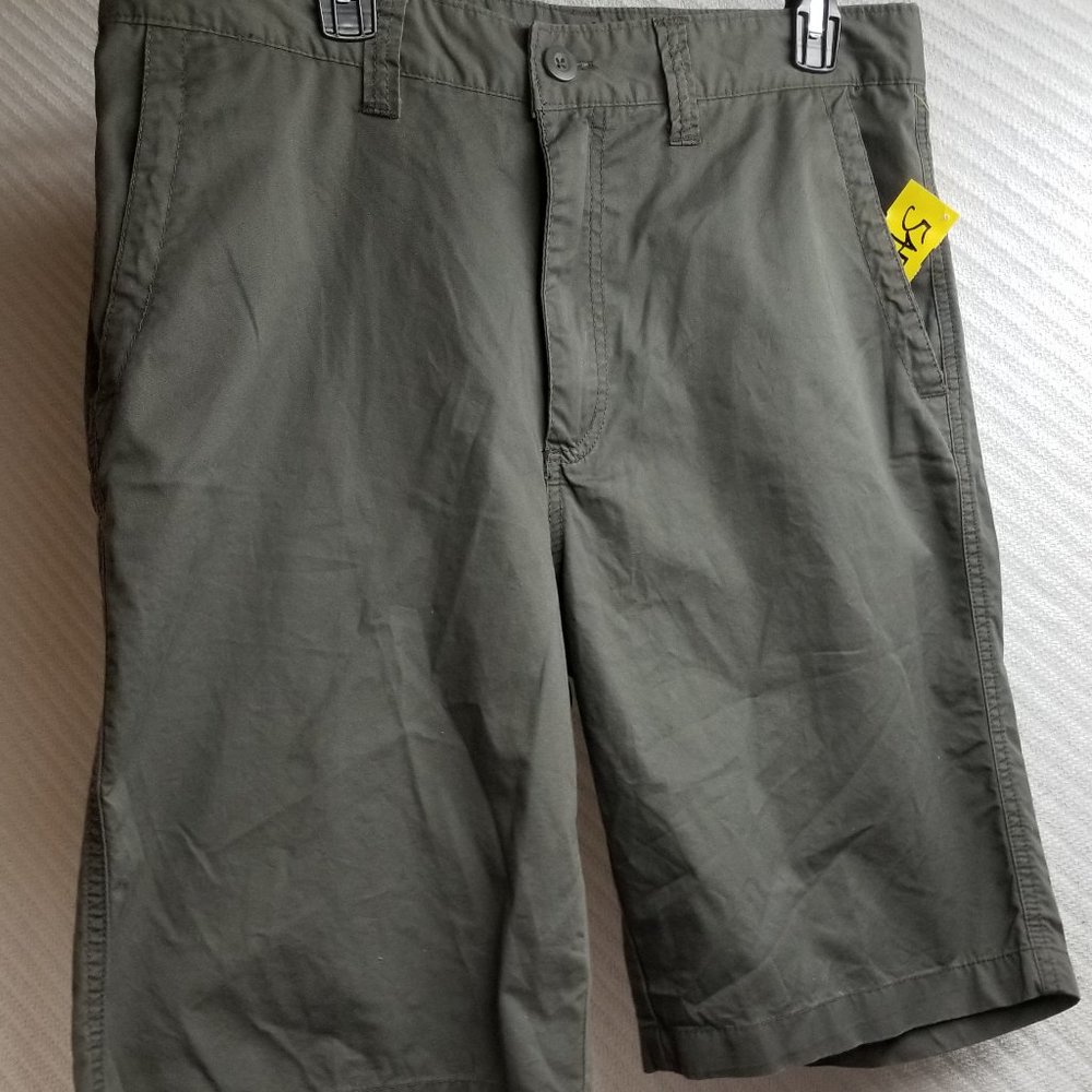 545 - Mountain Club Outdoor Experience 36W Hiking Shorts